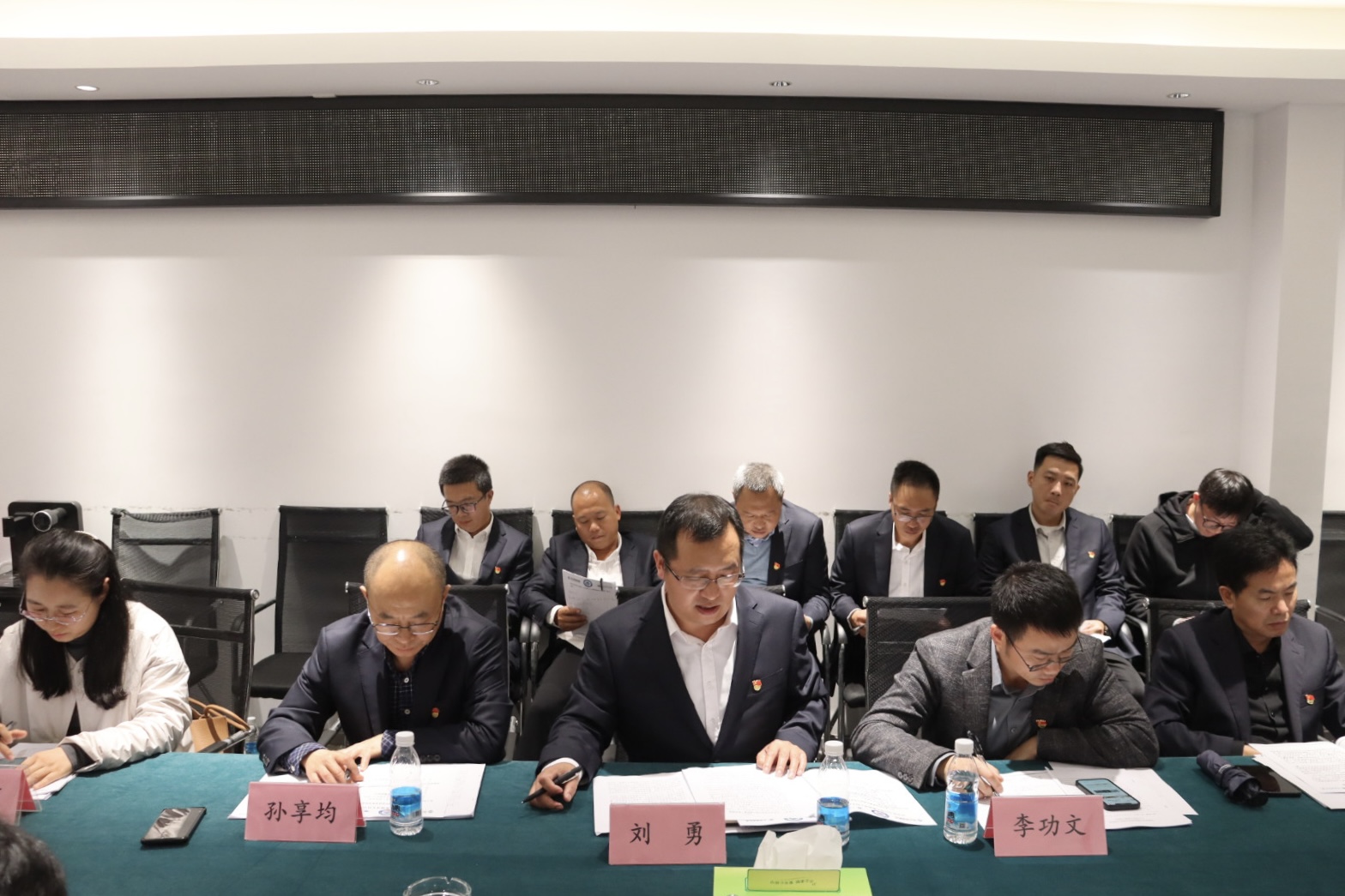 mmexport1762132277683