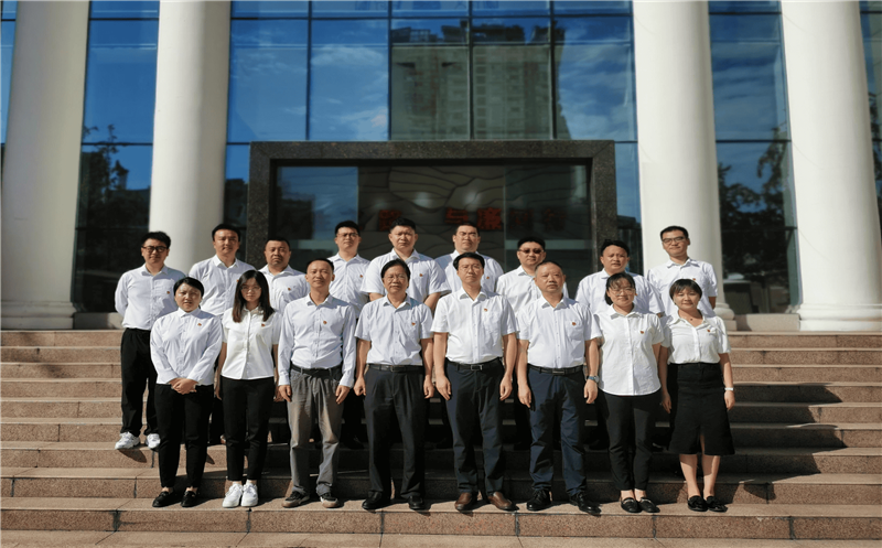 天府矿投组织党员干部赴四川。ǔ啥蓟幔└偌徒逃乜沽教育运动