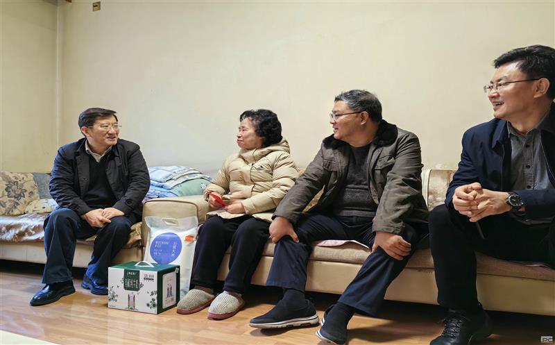 春节前夕慰问送温暖，浓浓关爱暖人心 ——集团向导一行开展新春送温暖运动